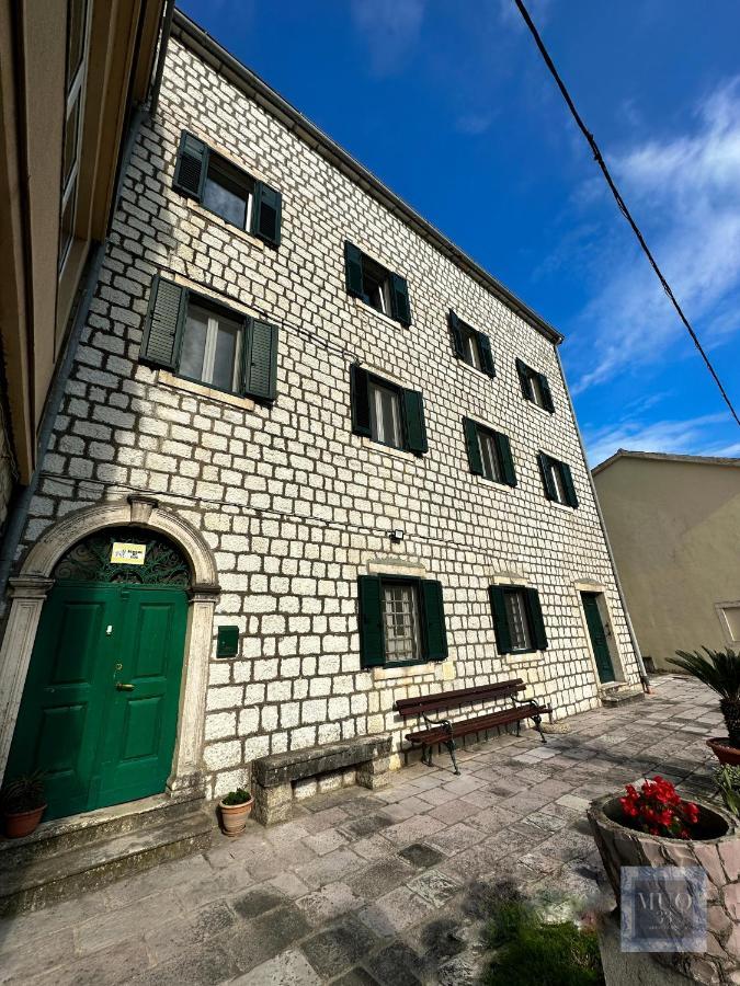 Muo 33 Apartments Котор Екстериор снимка